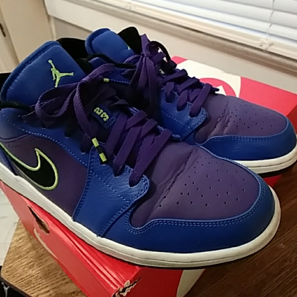 Low Jordan 1
